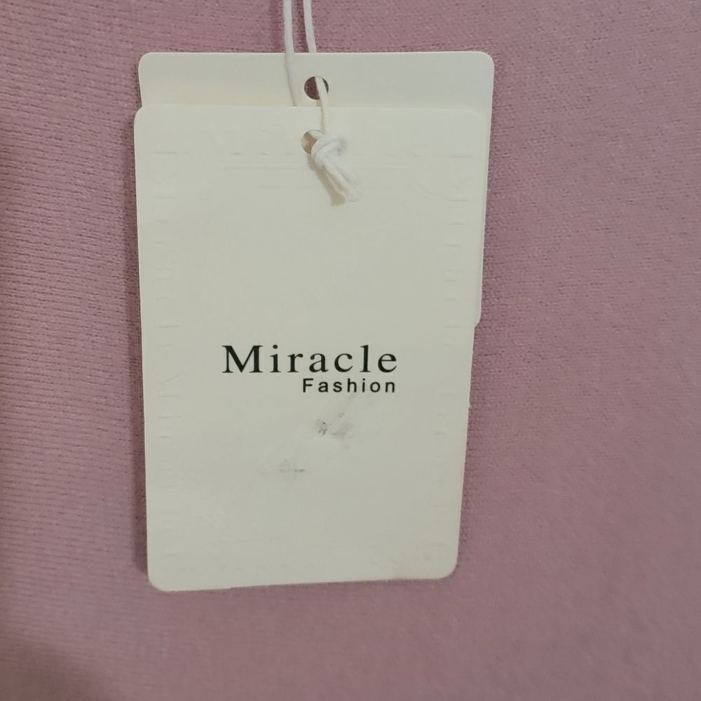 Boutquie Brand Miracle Pink Oversized Sweater M/L - Picture 2 of 3